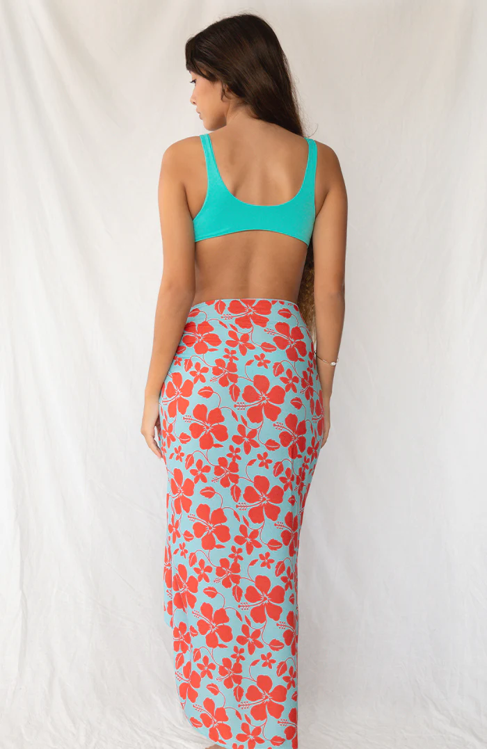 Hibiscus Blue Sarong - Image 5