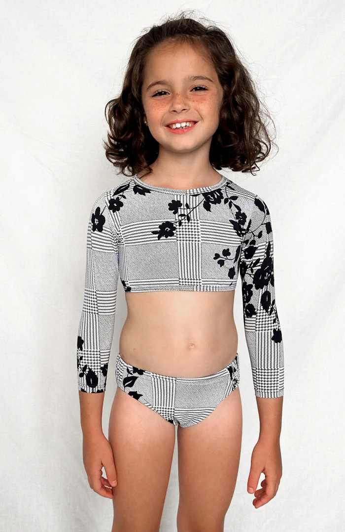 Keiki L'Amour Black Roses Long Sleeve Cropped Top - Image 4