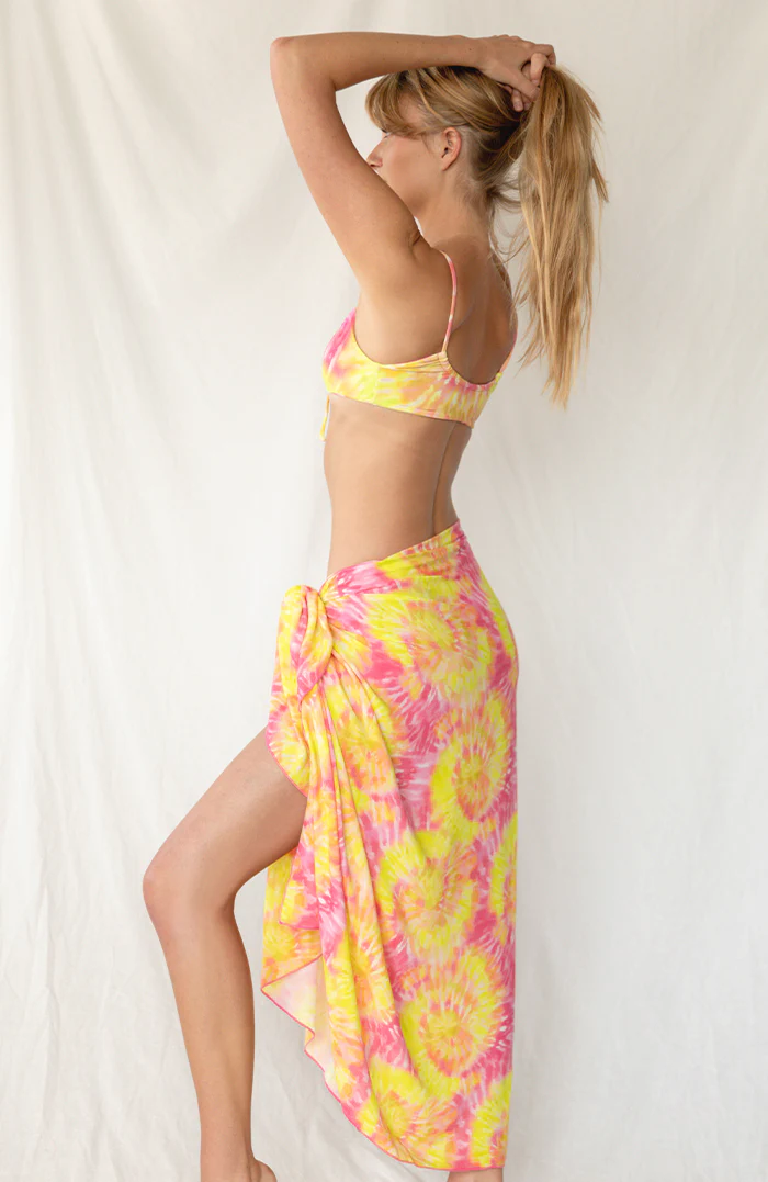 Paradiso Sunrise Swirl Sarong - Image 5