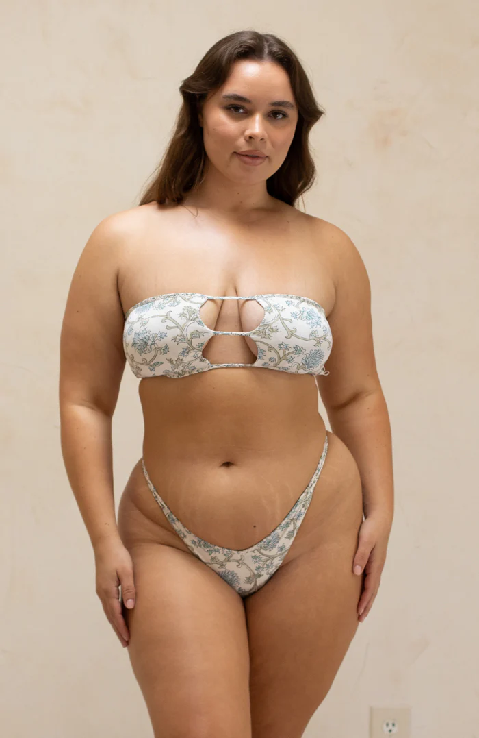 L'Amour Chantilly Lace Braided V-Thong Bikini Bottom - Image 9